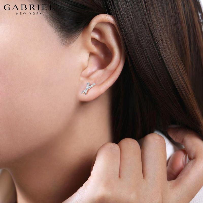 14KW 0.14ctw Natural Diamond Earrings