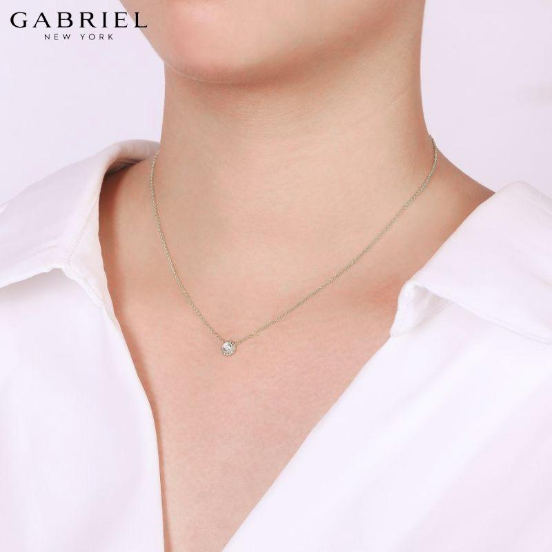 14KW 0.07ctw Natural Diamond Necklace