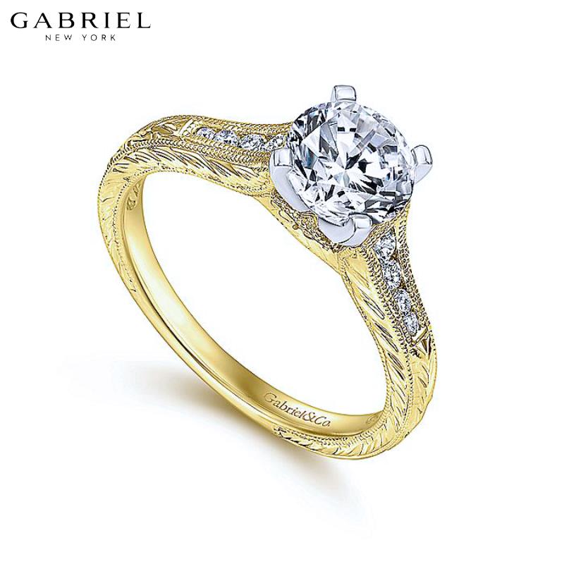 14KYW Customizable Diamond Ring